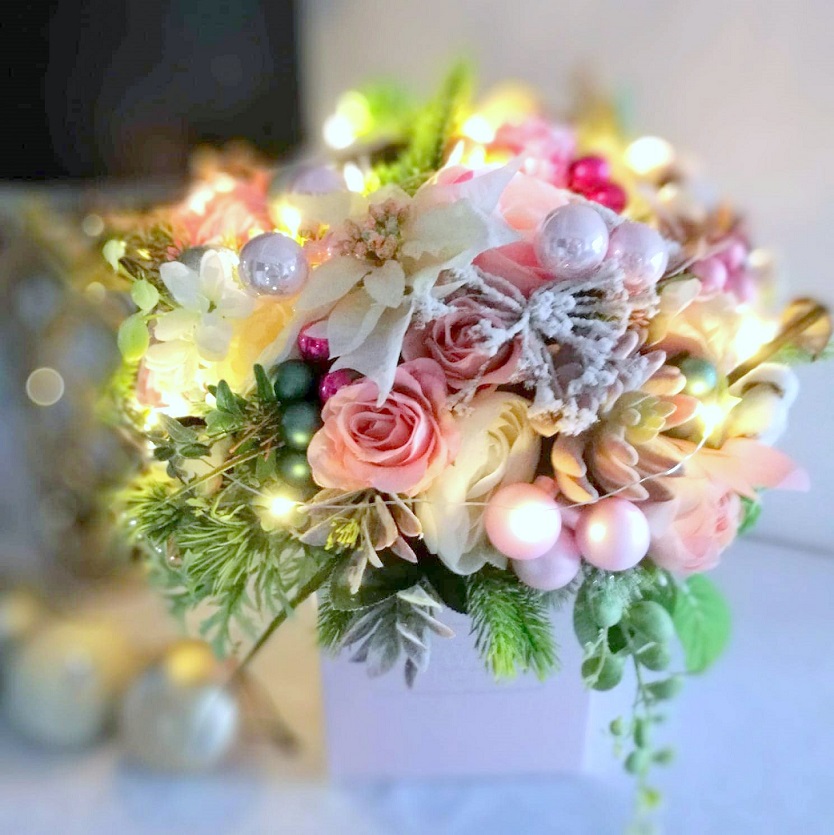 Świąteczny flowerbox pudrowy róż nr 249