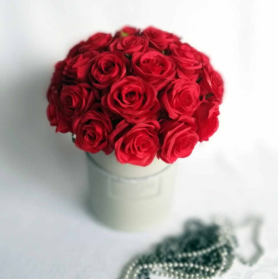 Flower box czerwone róże nr 122