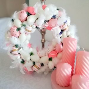 Wianek Wielkanocny różowo-biały nr 130