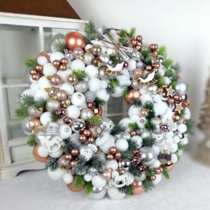 Wianek z ptaszkiem roz L nr 123