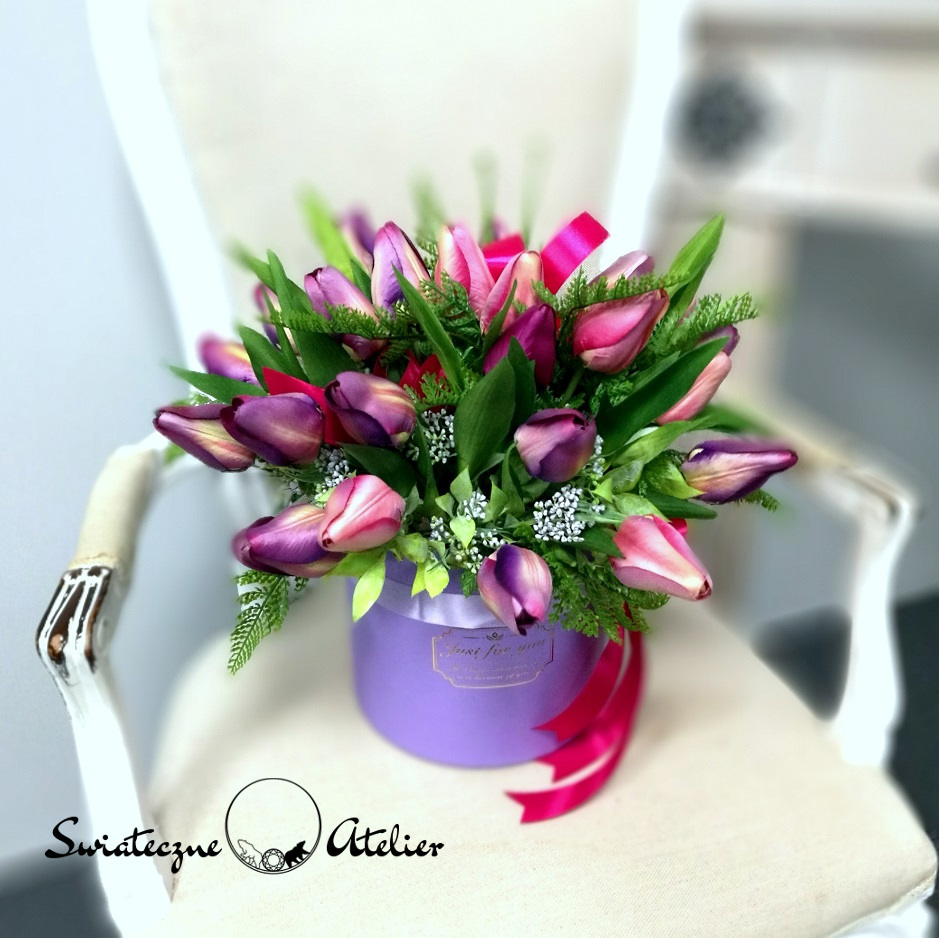 Box kwiatowy z tulipanami nr 409
