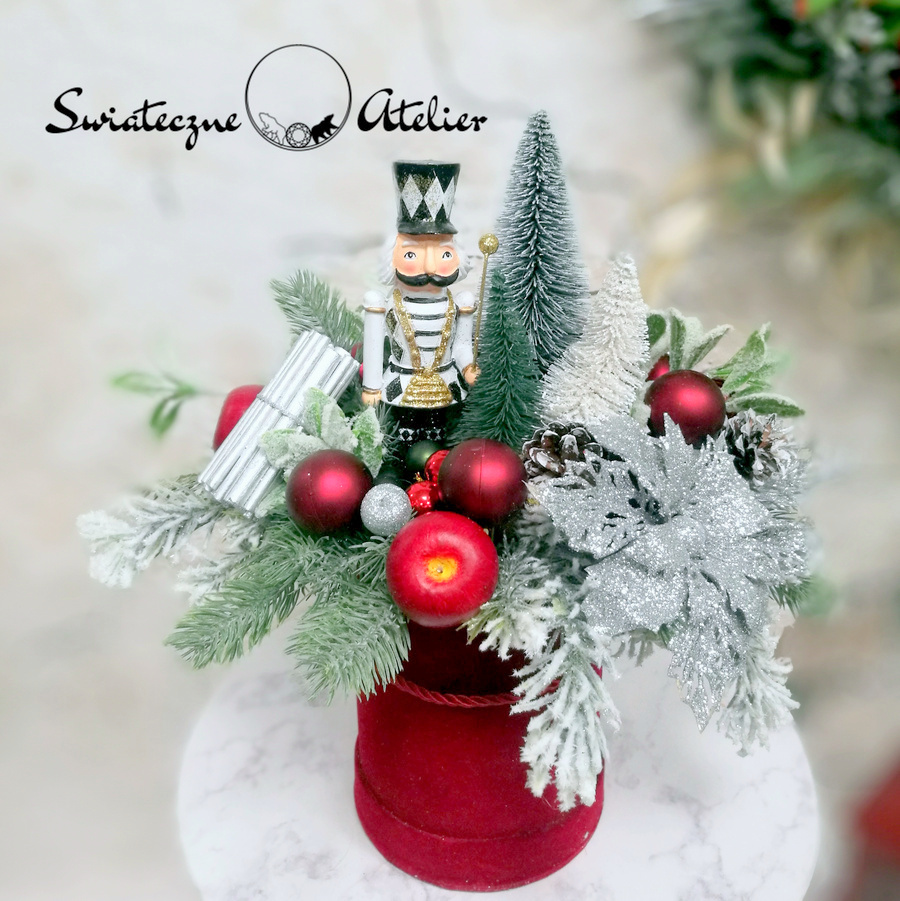 Świąteczny flower box Czerwień i srebro nr 592