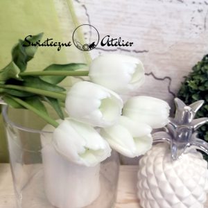 Gumowe, białe tulipany nr 628