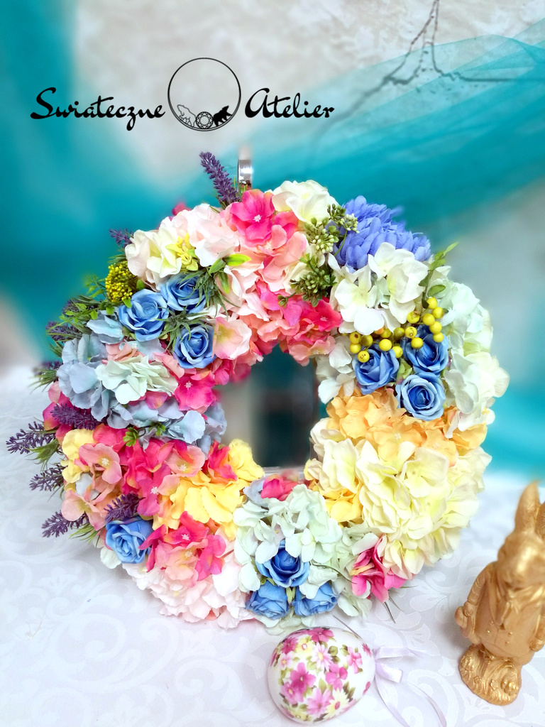 Wianek z kolorowej hortensji nr 212