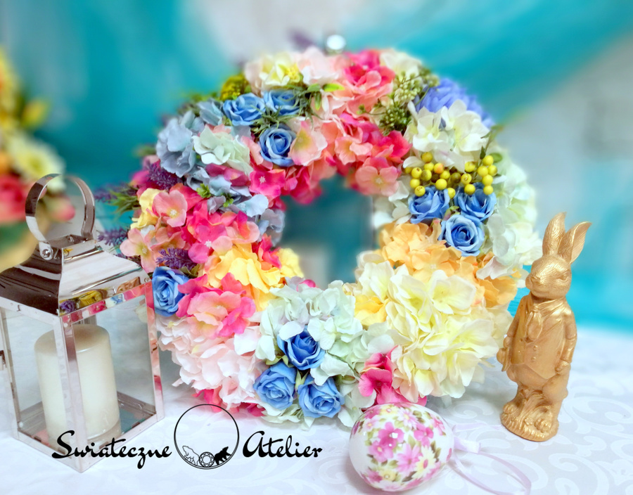 Wianek z kolorowej hortensji nr 212