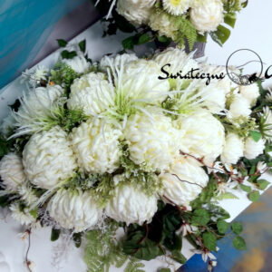 Stroik nagrobny Białe chryzantemy nr 1263