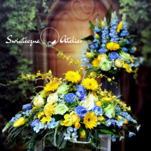 Bukiet nagrobny i stroik Wiosenny dzień nr 1218