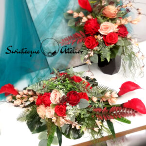 Stroik nagrobny Czerwone kalie nr 1305